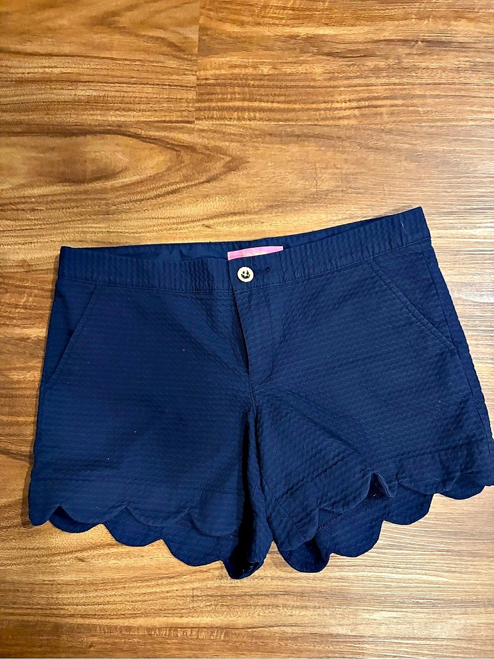 Lilly Pulitzer Buttercup Scallop Short Blue Small
